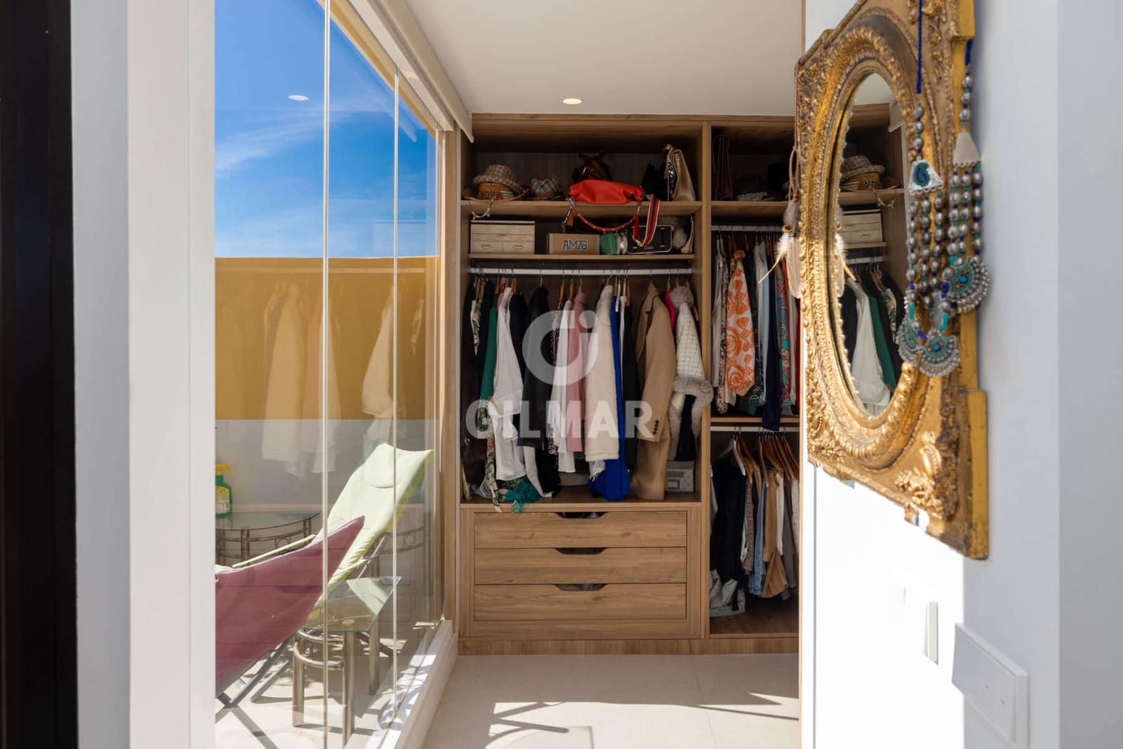 3 makuuhuone Asunto myytävänä paikassa New Golden Mile mukana uima-altaan 
autotalli - 1 100 000 € (Ref: 9509410)