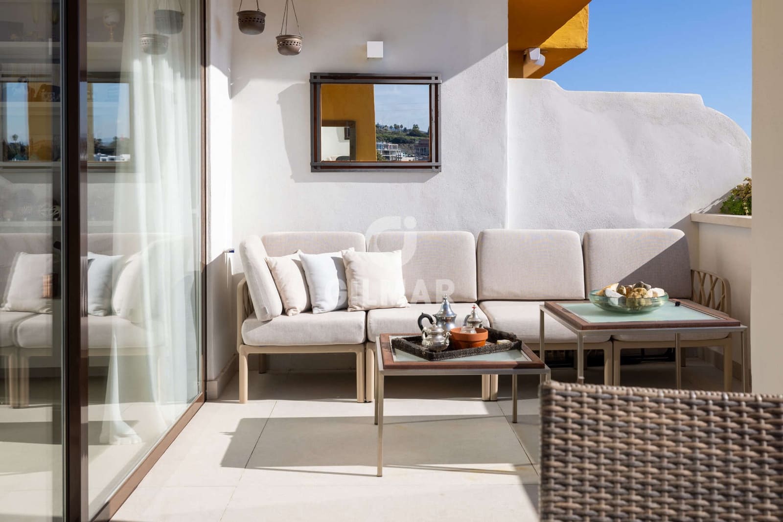 3 makuuhuone Asunto myytävänä paikassa New Golden Mile mukana uima-altaan 
autotalli - 1 100 000 € (Ref: 9509410)