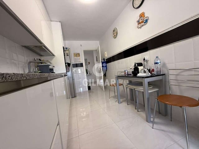 3 makuuhuone Asunto myytävänä paikassa Fañabe, Adeje mukana 
autotalli - 380 000 € (Ref: 9510263)