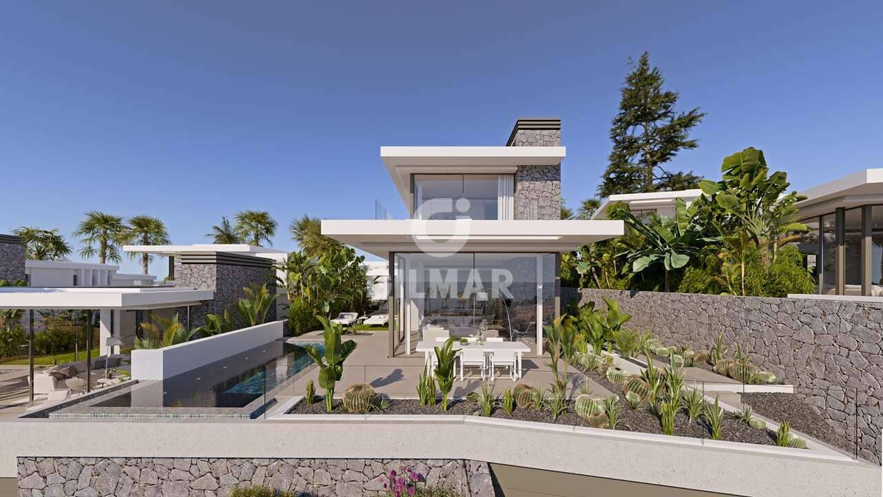 3 bedroom Villa for sale in Guia de Isora with pool garage - € 1,705,000 (Ref: 9510266)