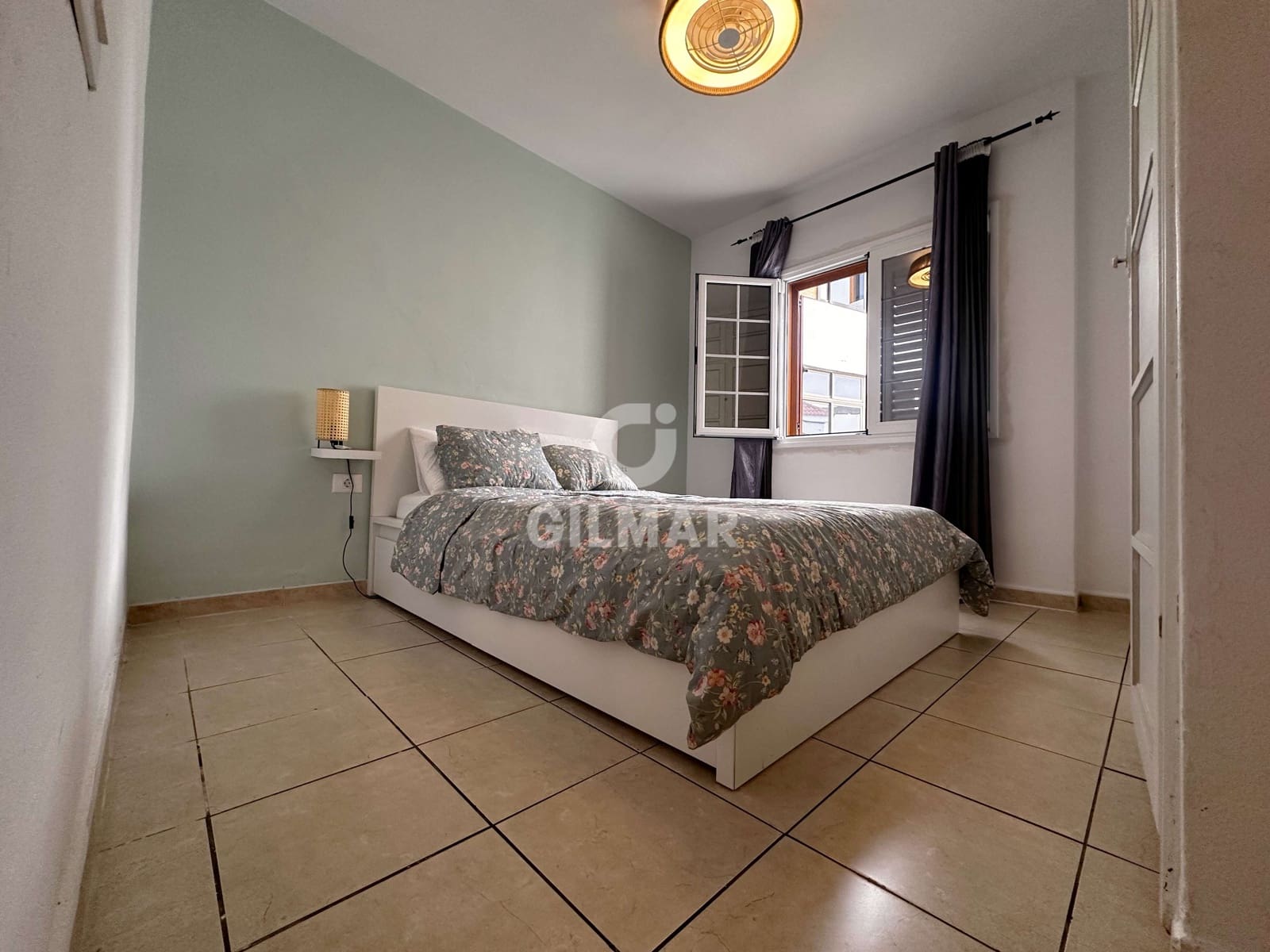 2 soveværelse Lejlighed til salg i Los Cristianos med swimmingpool - € 257.000 (Ref: 9511298)