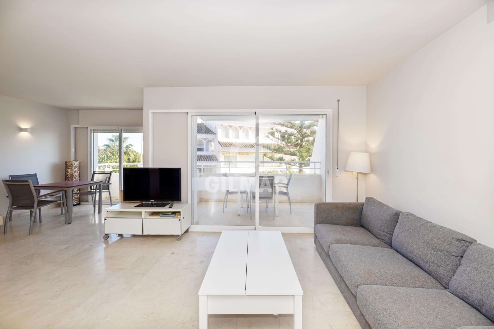 4 makuuhuone Kattohuoneisto myytävänä paikassa Marbella mukana uima-altaan - 630 000 € (Ref: 9511299)