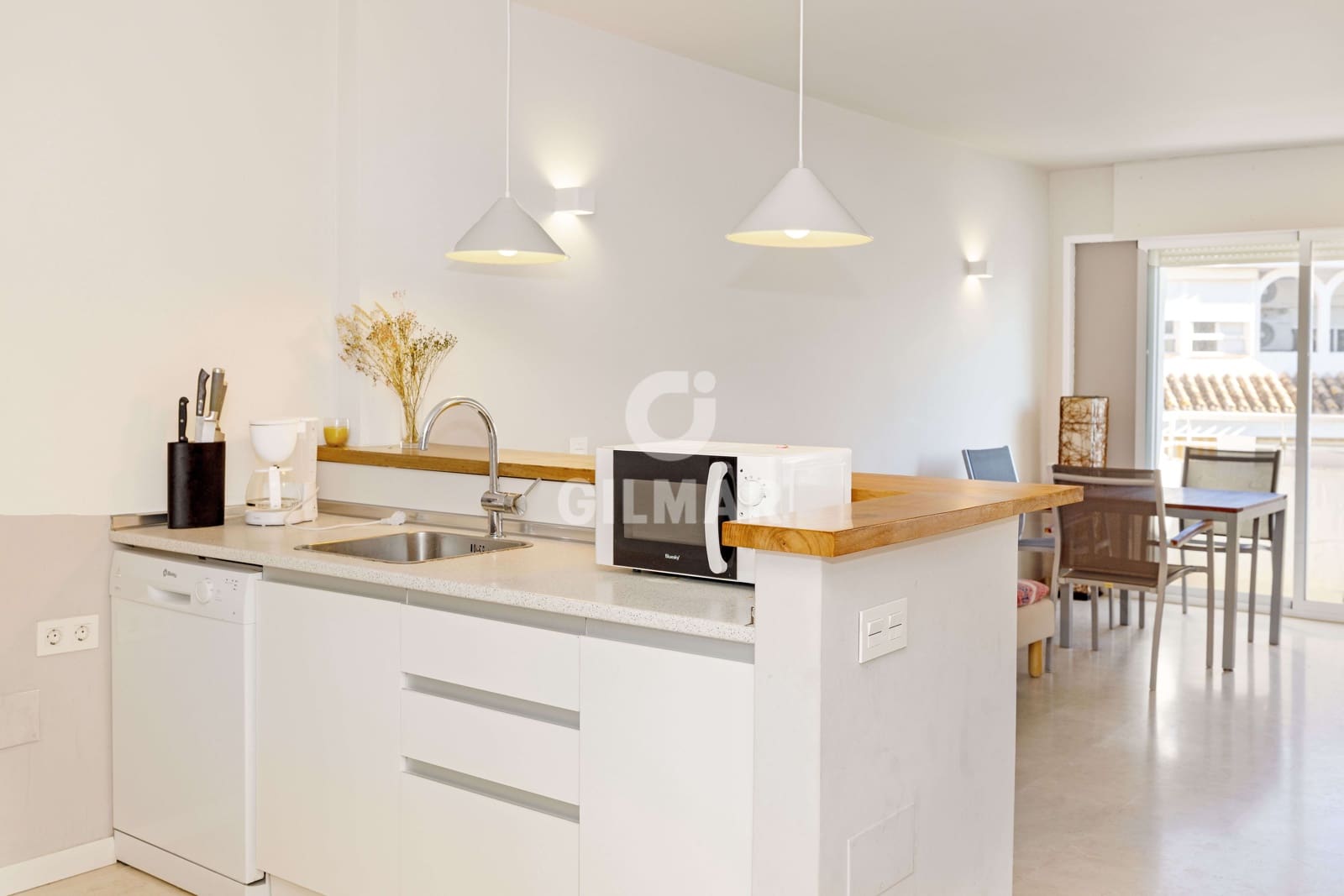 4 makuuhuone Kattohuoneisto myytävänä paikassa Marbella mukana uima-altaan - 630 000 € (Ref: 9511299)