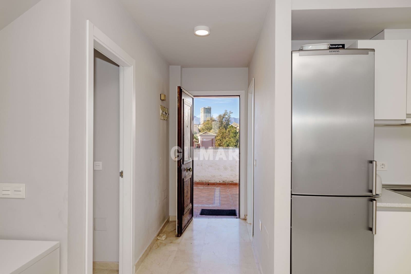 4 makuuhuone Kattohuoneisto myytävänä paikassa Marbella mukana uima-altaan - 630 000 € (Ref: 9511299)