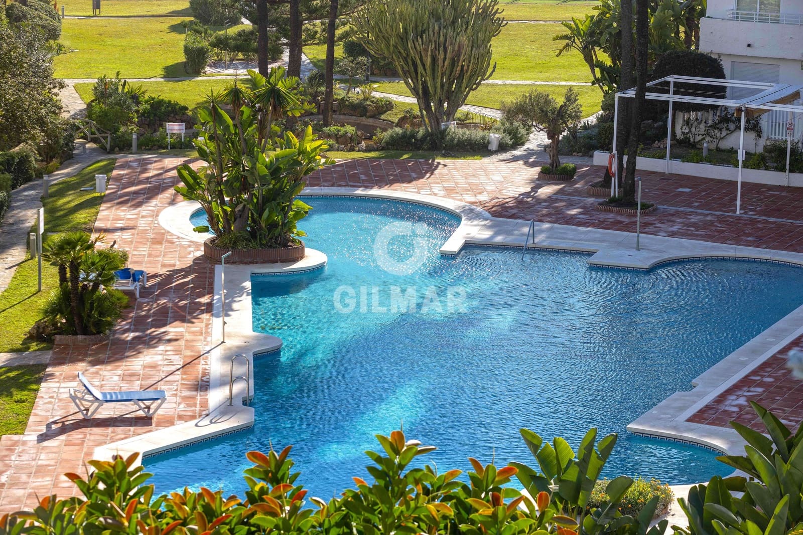 4 makuuhuone Kattohuoneisto myytävänä paikassa Marbella mukana uima-altaan - 630 000 € (Ref: 9511299)