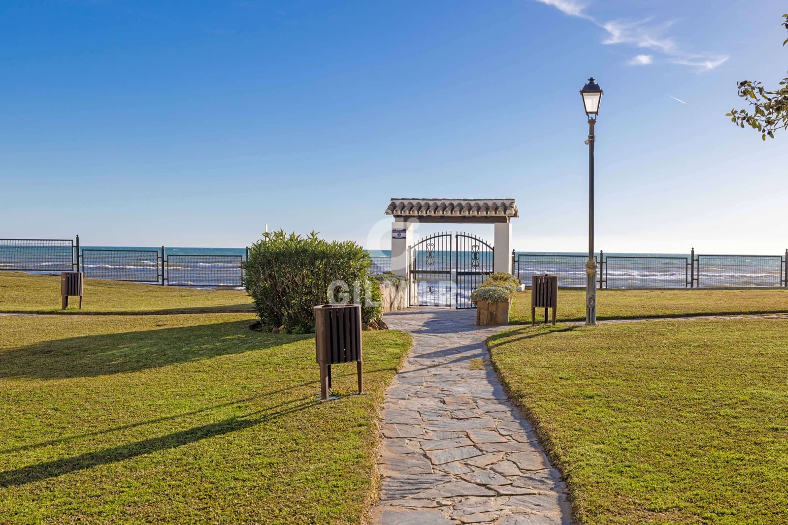 4 makuuhuone Kattohuoneisto myytävänä paikassa Marbella mukana uima-altaan - 630 000 € (Ref: 9511299)