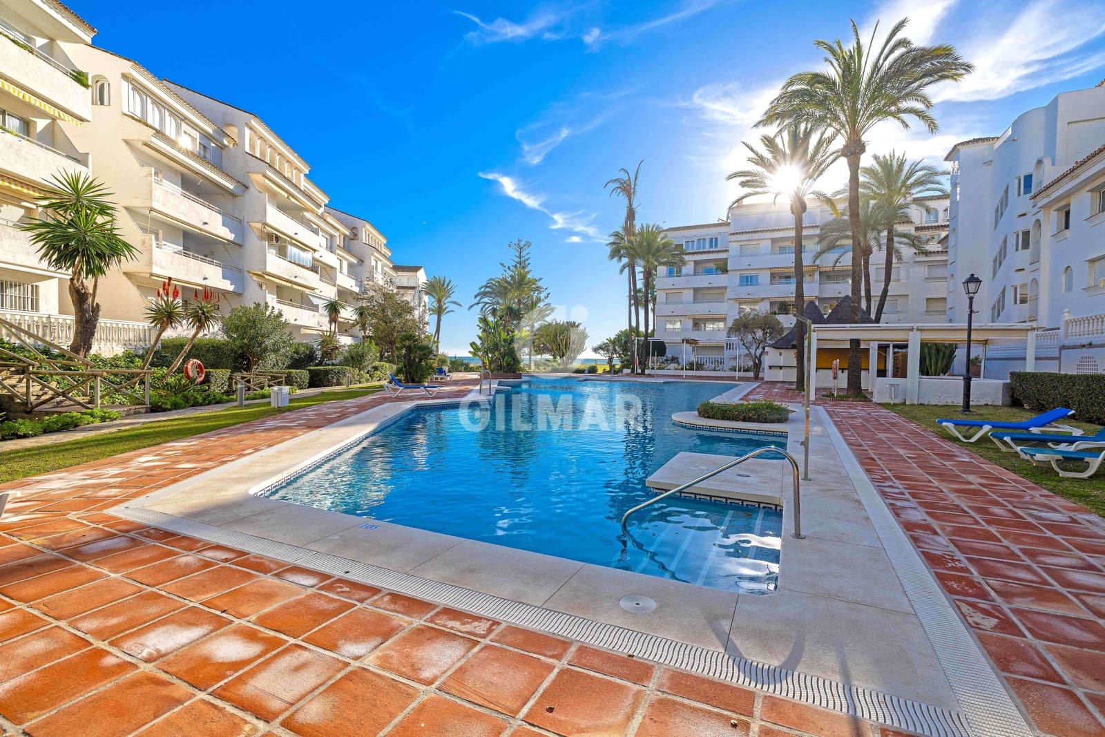 4 makuuhuone Kattohuoneisto myytävänä paikassa Marbella mukana uima-altaan - 630 000 € (Ref: 9511299)