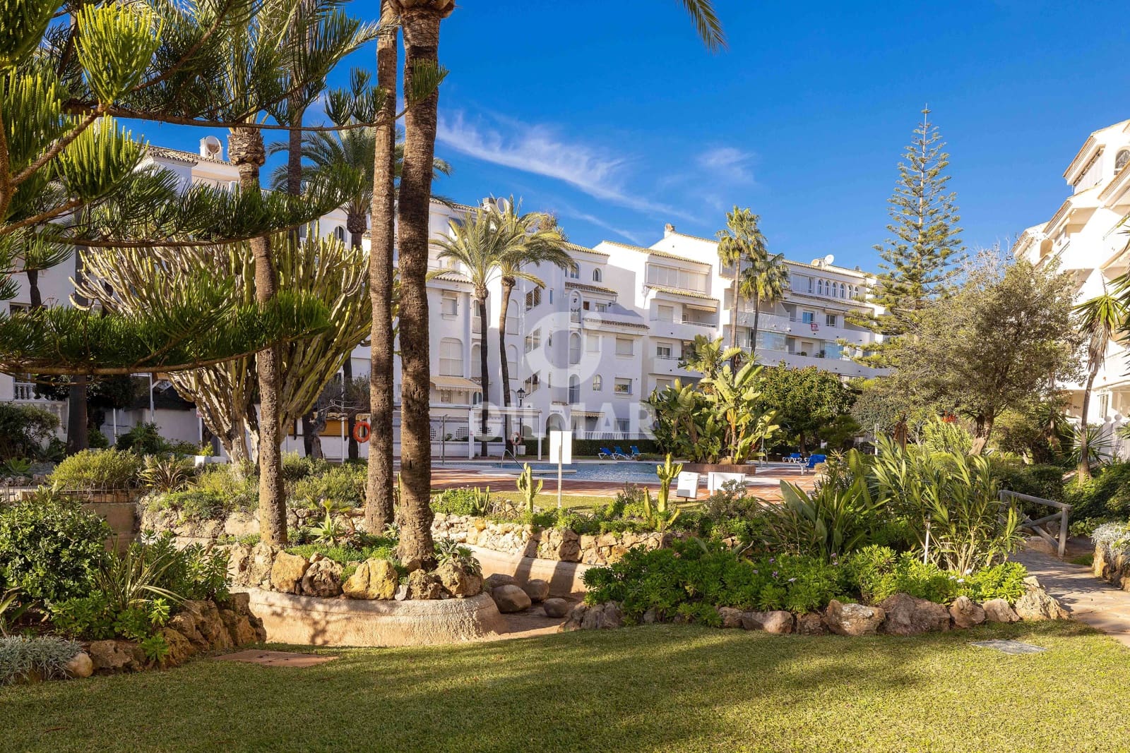 4 makuuhuone Kattohuoneisto myytävänä paikassa Marbella mukana uima-altaan - 630 000 € (Ref: 9511299)