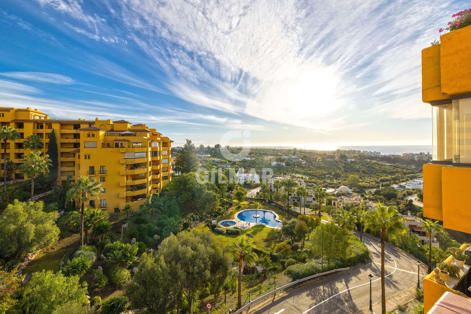 3 bedroom Flat for sale in New Golden Mile with pool garage - € 690,000 (Ref: 9519349)