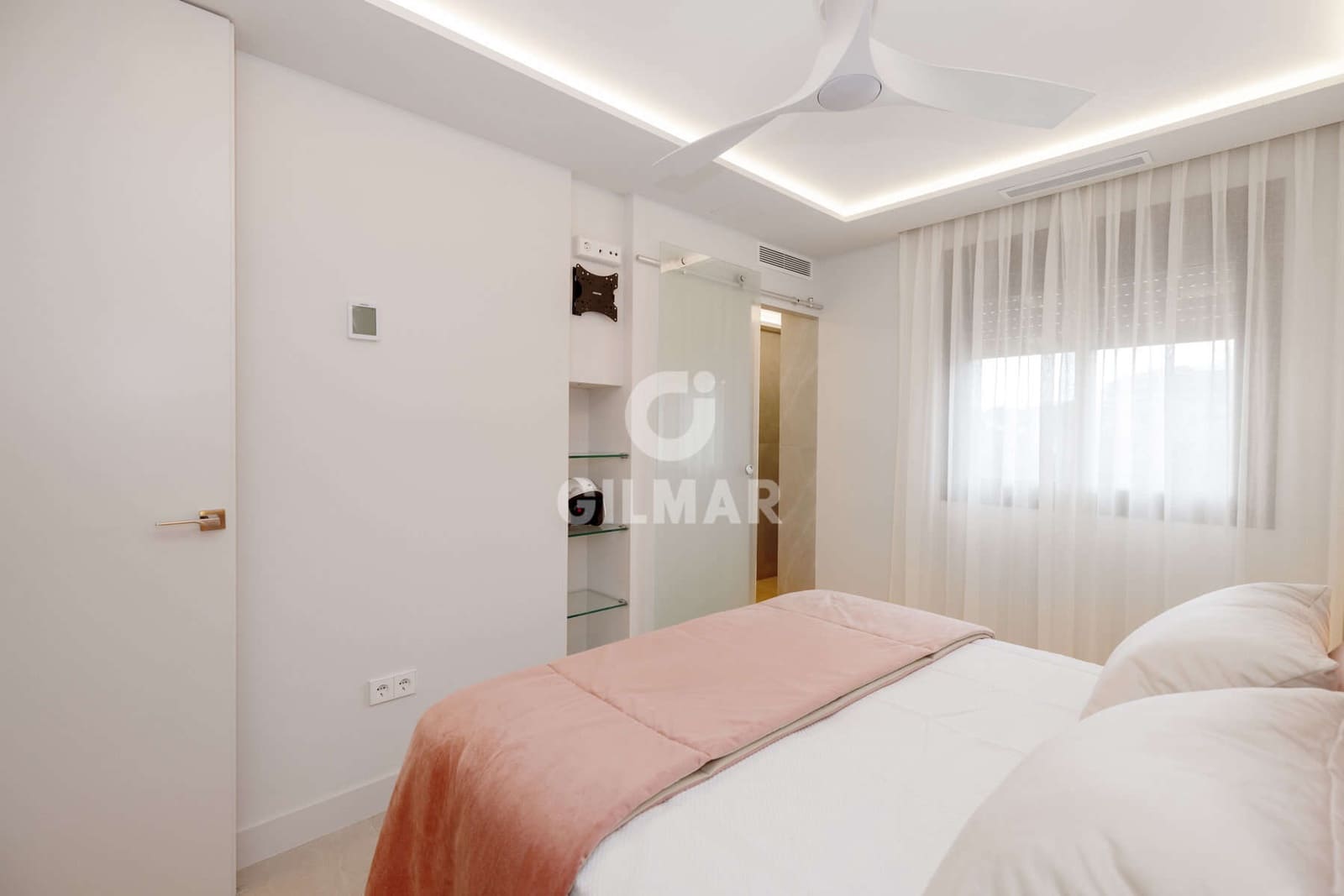 3 sovrum Lägenhet till salu i New Golden Mile med pool garage - 720 000 € (Ref: 9519349)