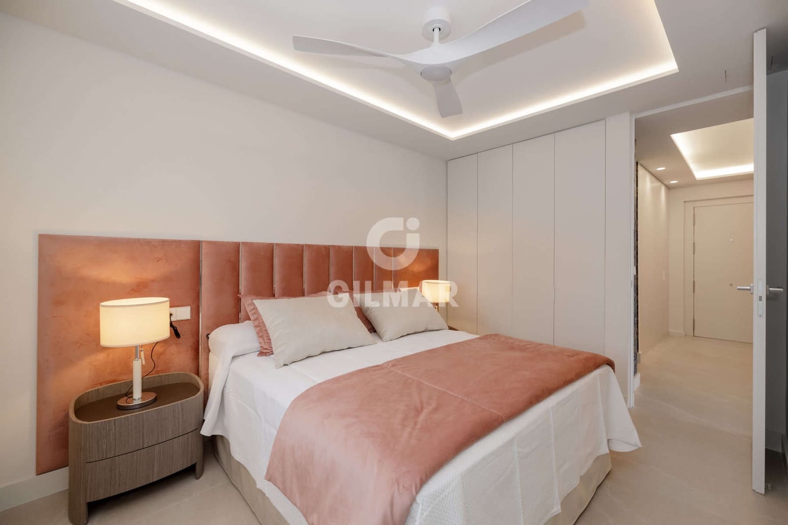 3 sovrum Lägenhet till salu i New Golden Mile med pool garage - 720 000 € (Ref: 9519349)