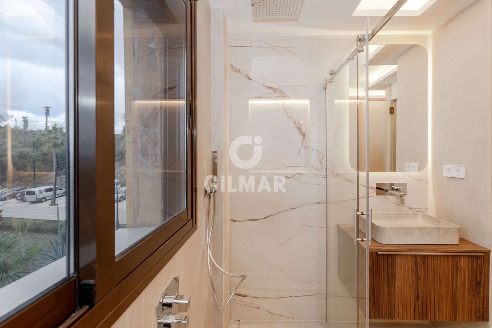 3 sovrum Lägenhet till salu i New Golden Mile med pool garage - 720 000 € (Ref: 9519349)