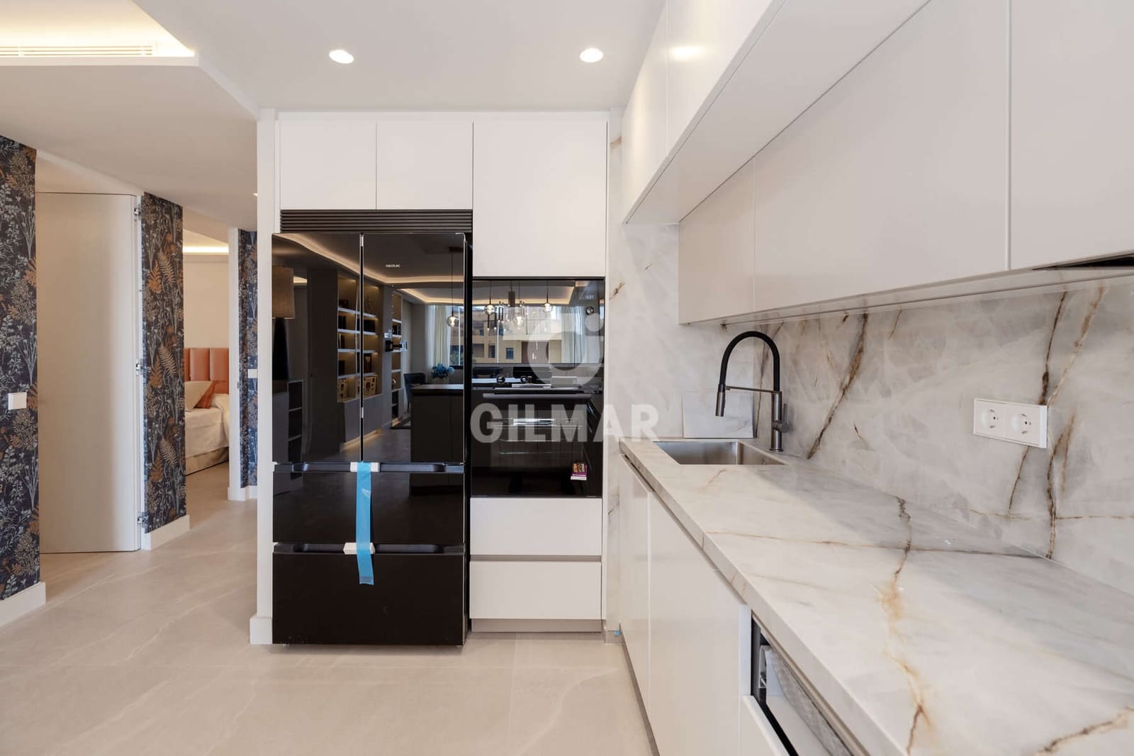 3 sovrum Lägenhet till salu i New Golden Mile med pool garage - 720 000 € (Ref: 9519349)