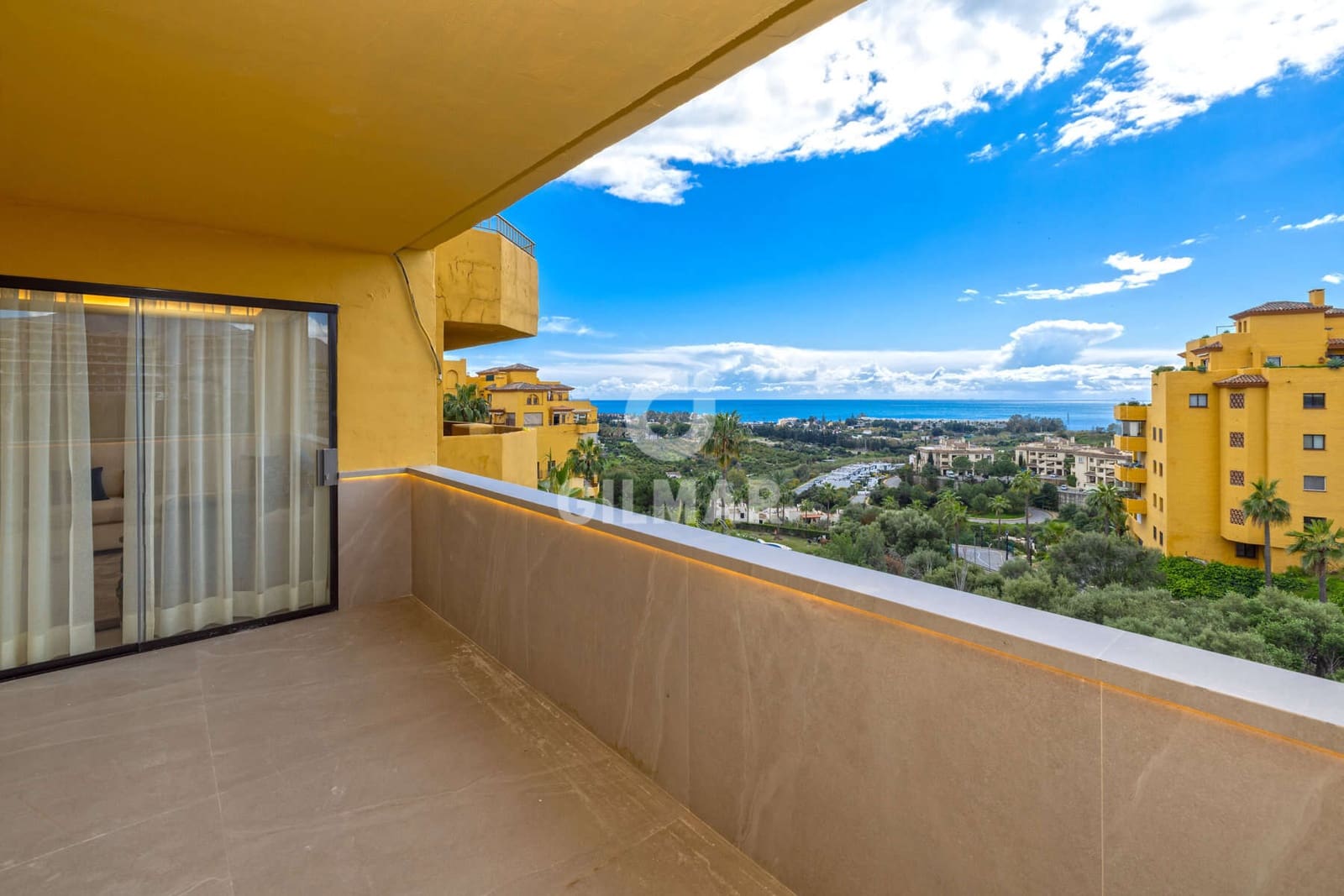 3 sovrum Lägenhet till salu i New Golden Mile med pool garage - 720 000 € (Ref: 9519349)