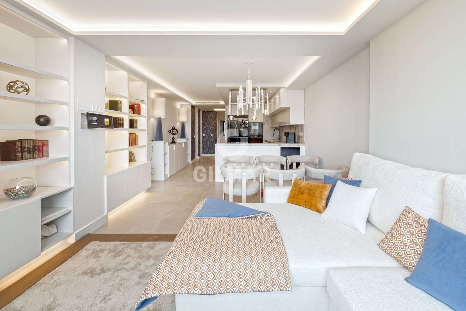 3 sovrum Lägenhet till salu i New Golden Mile med pool garage - 720 000 € (Ref: 9519349)