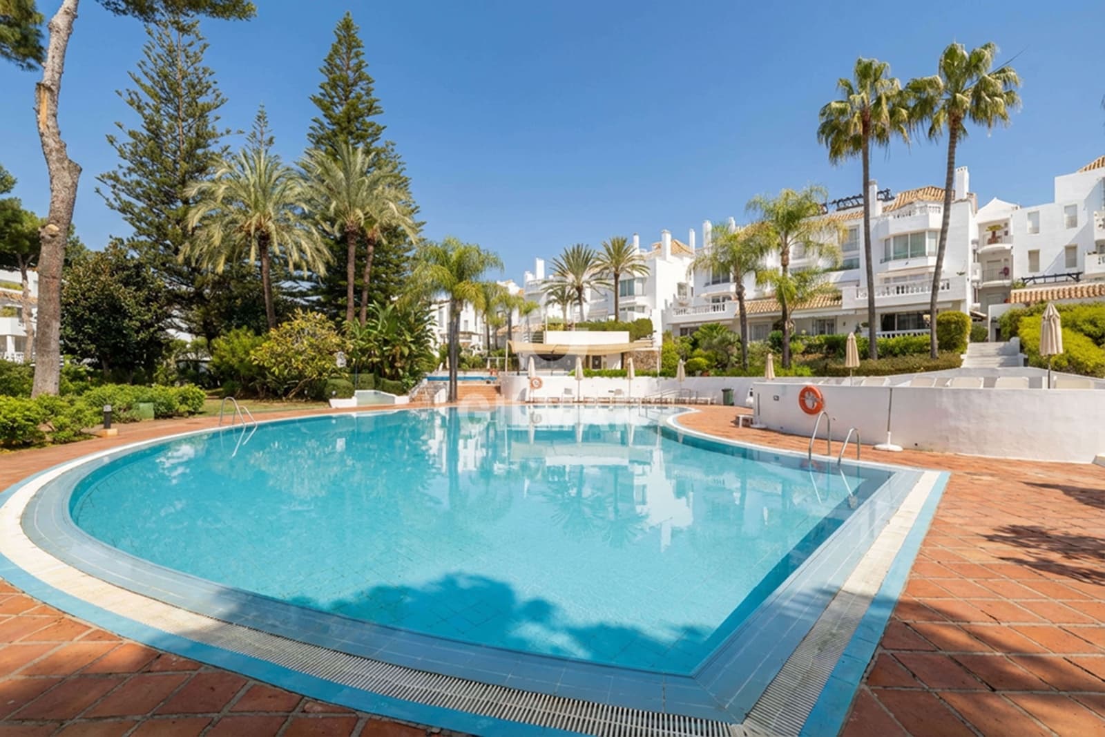 2 sovrum Lägenhet till salu i Elviria med pool garage - 585 000 € (Ref: 9523650)