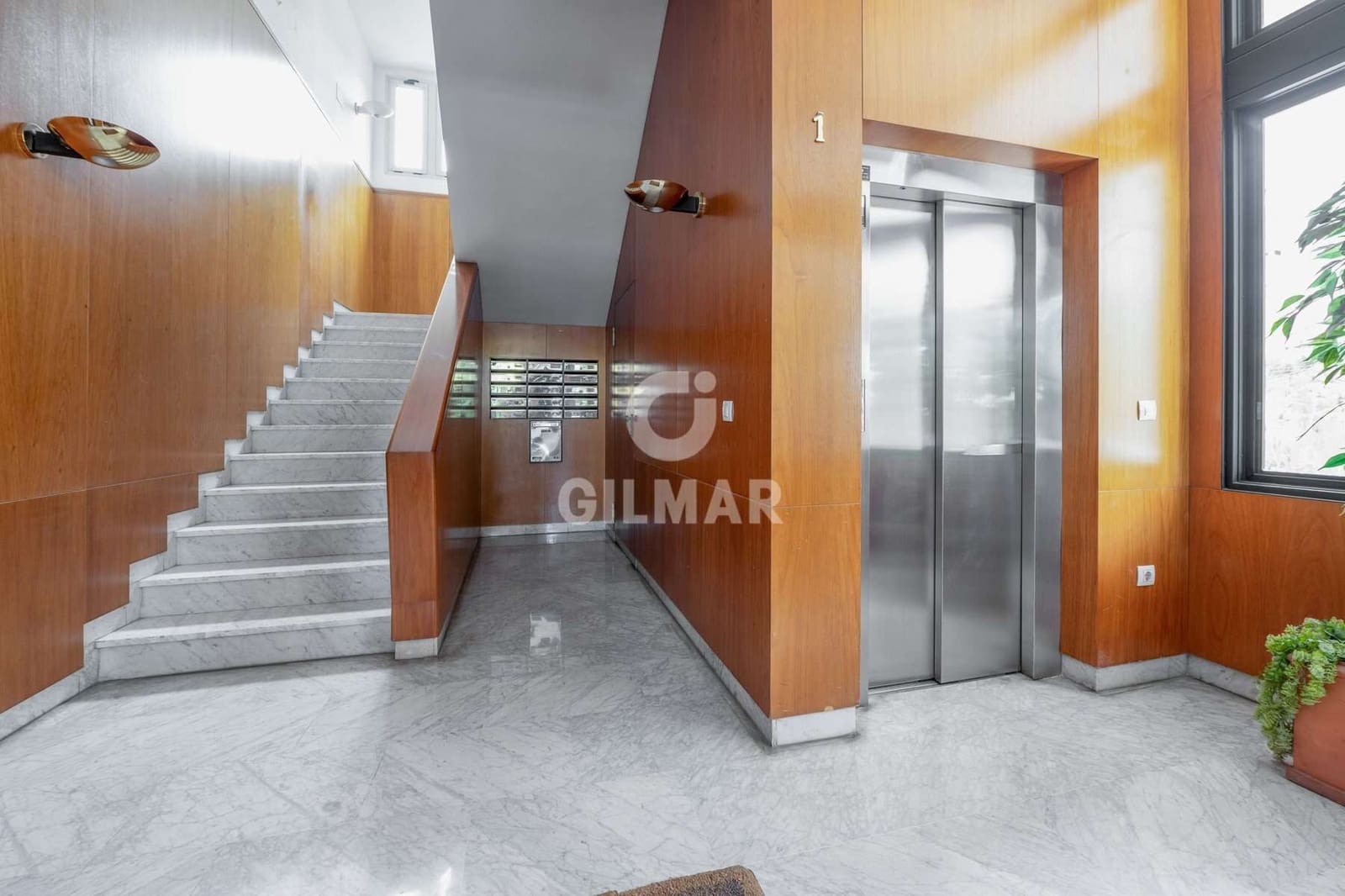 3 soveværelse Lejlighed til salg i Sevilla by med swimmingpool garage - € 700.000 (Ref: 9524652)