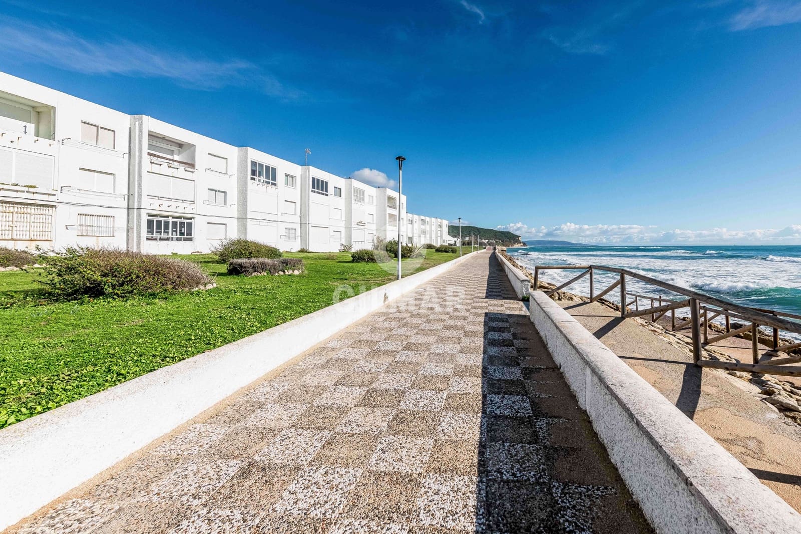 2 Zimmer Wohnung zu verkaufen in Los Canos de Meca mit Pool Garage - 380.000 € (Ref: 9525794)