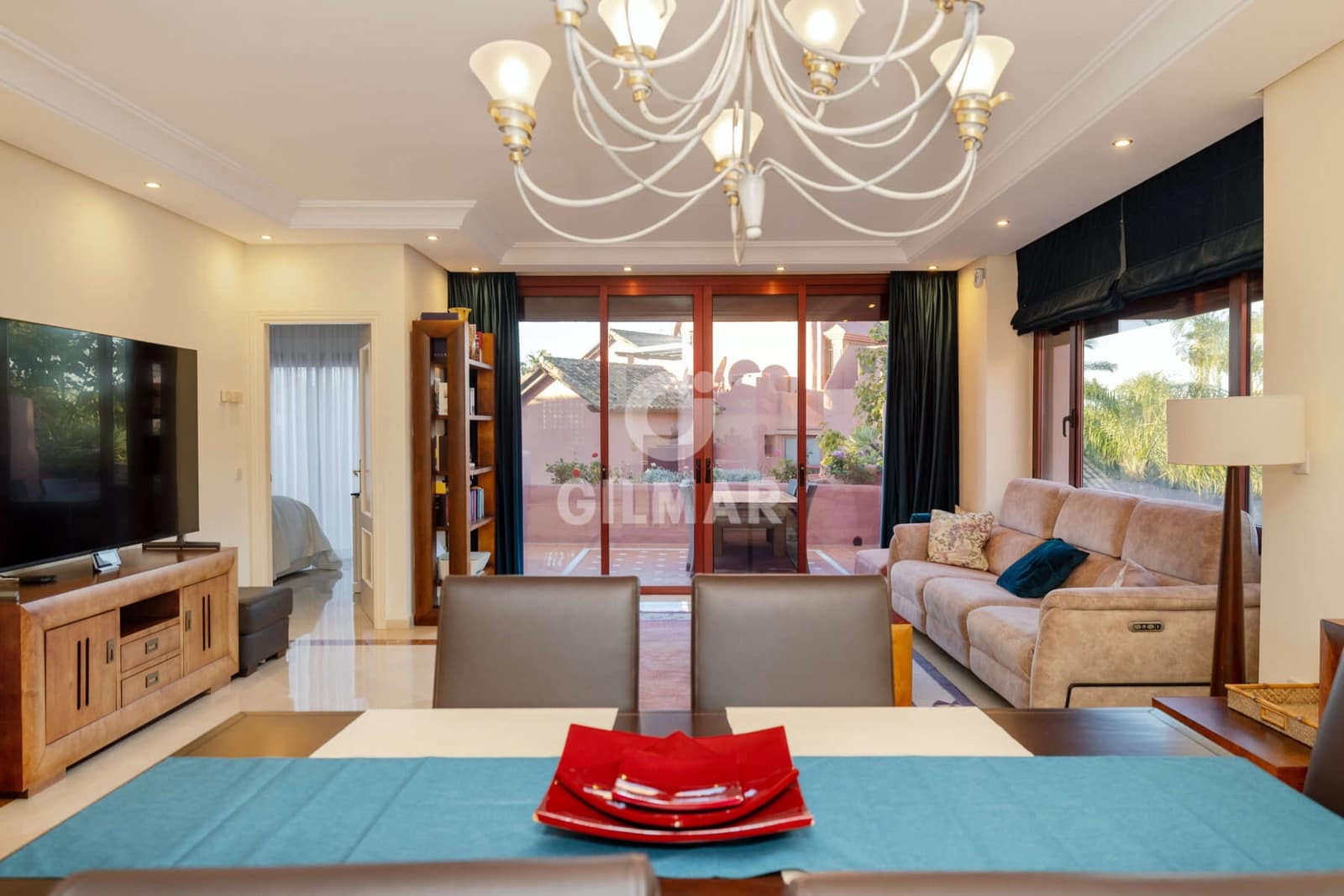 3 soverom Penthouse til salgs i Guadalmansa med svømmebasseng garasje - € 1 750 000 (Ref: 9532329)