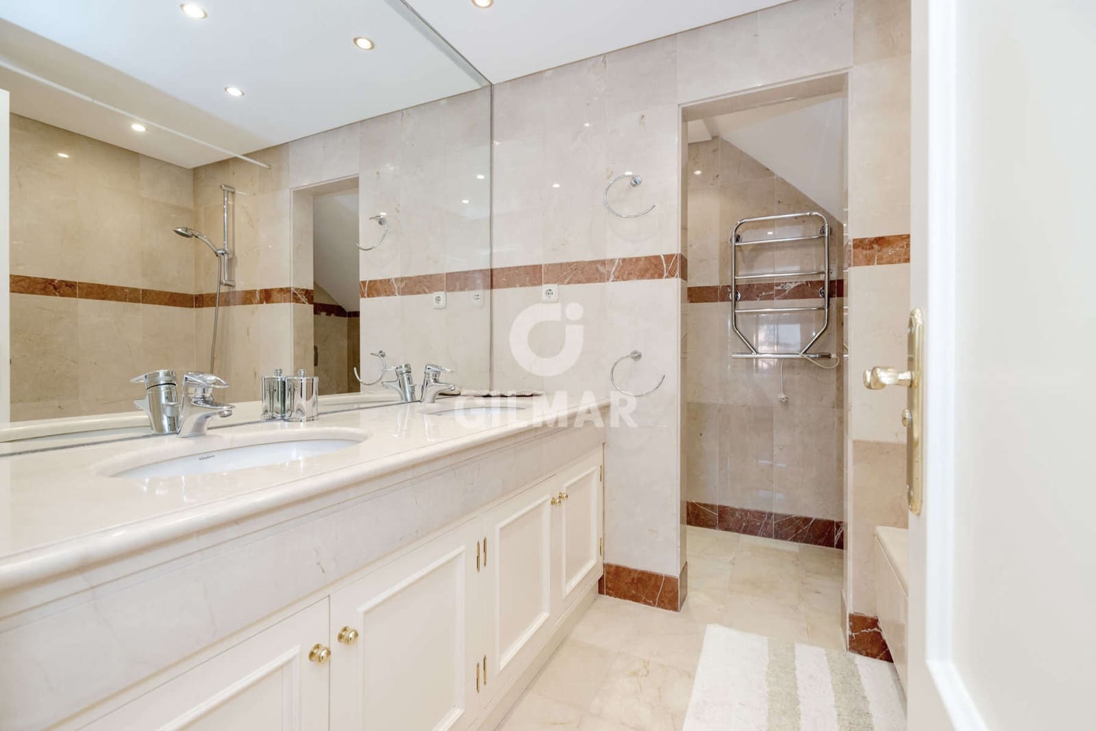 3 soverom Penthouse til salgs i Guadalmansa med svømmebasseng garasje - € 1 750 000 (Ref: 9532329)