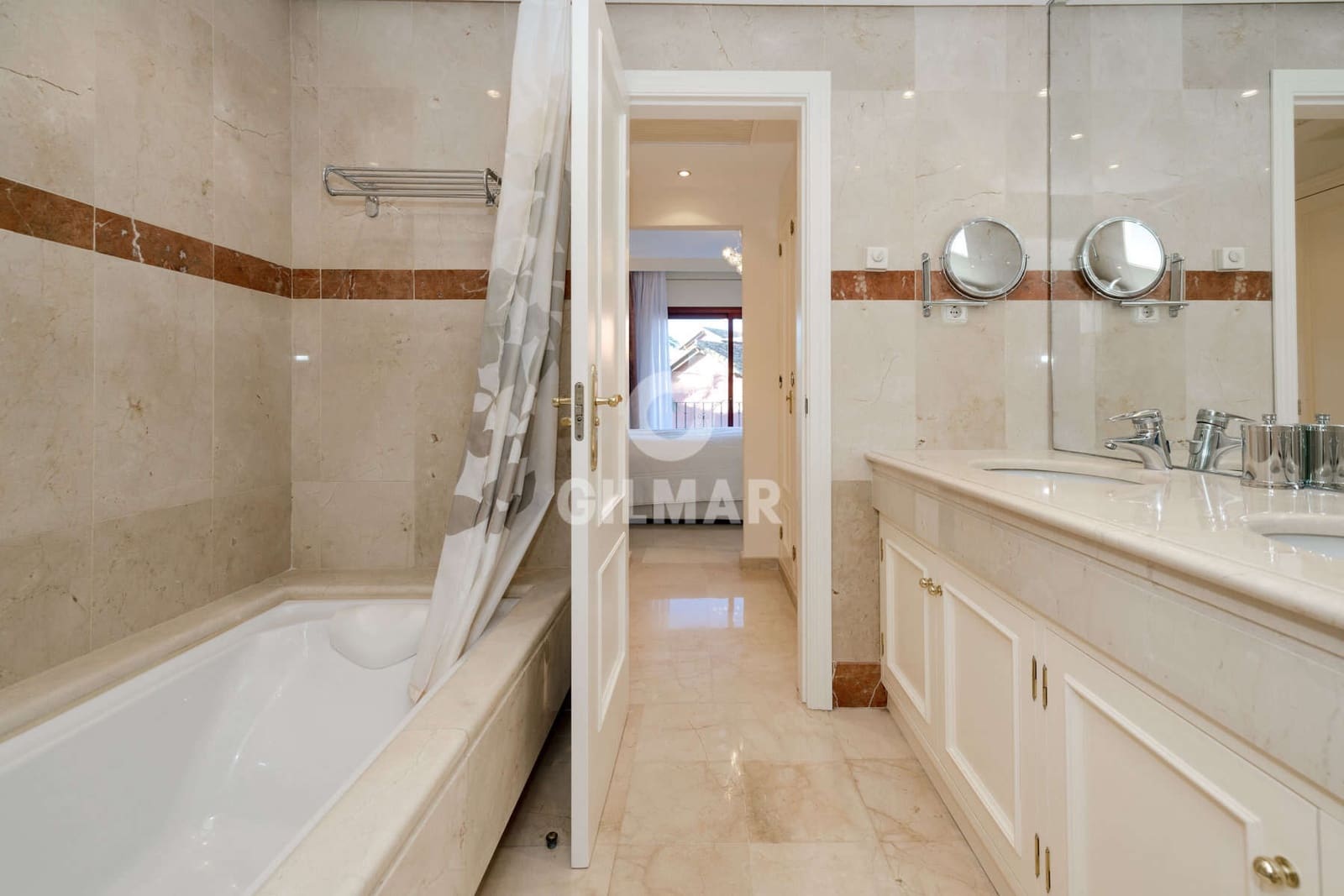 3 soverom Penthouse til salgs i Guadalmansa med svømmebasseng garasje - € 1 750 000 (Ref: 9532329)