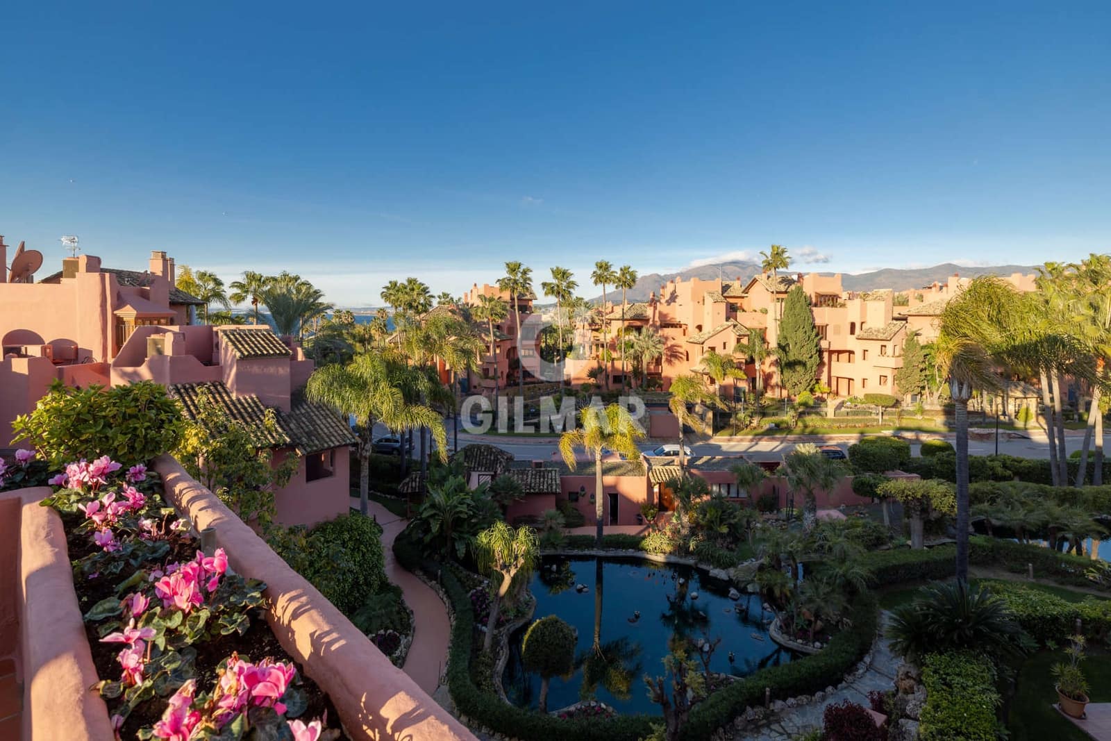 3 soverom Penthouse til salgs i Guadalmansa med svømmebasseng garasje - € 1 750 000 (Ref: 9532329)