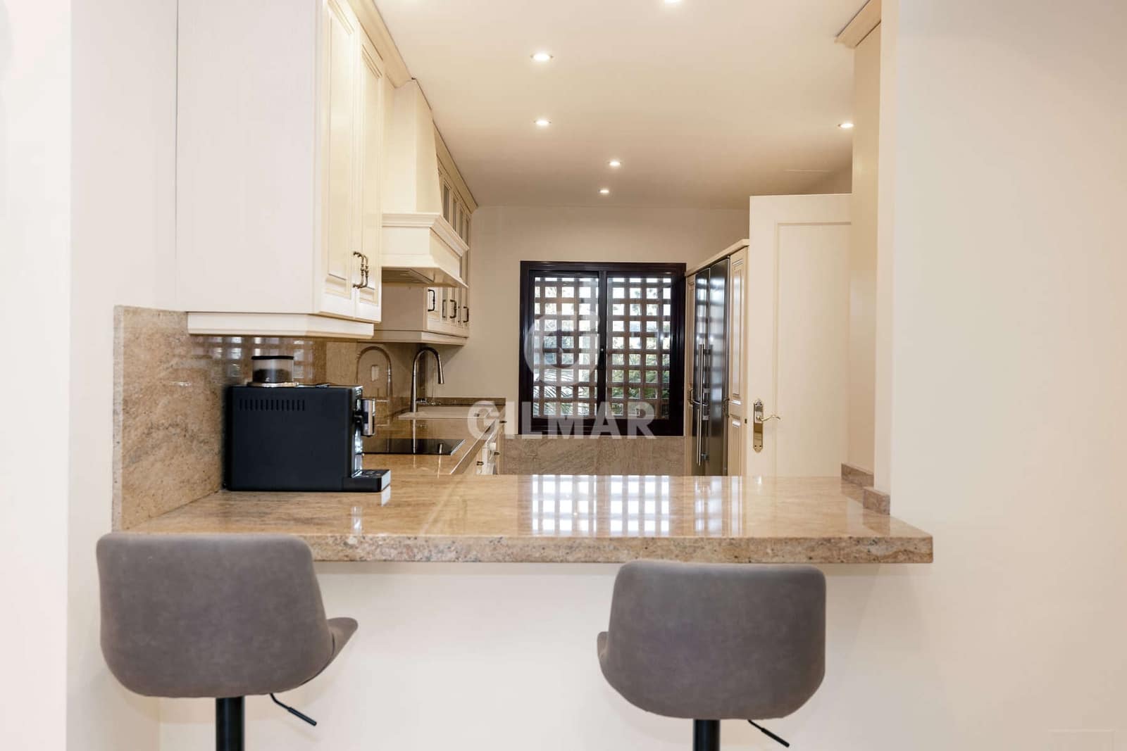 3 soverom Penthouse til salgs i Guadalmansa med svømmebasseng garasje - € 1 750 000 (Ref: 9532329)