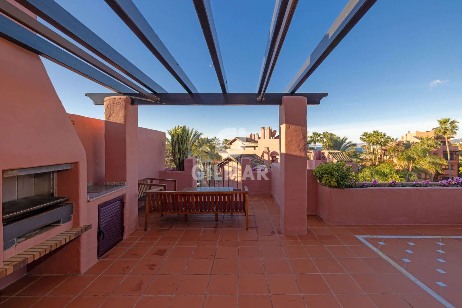 3 soverom Penthouse til salgs i Guadalmansa med svømmebasseng garasje - € 1 750 000 (Ref: 9532329)