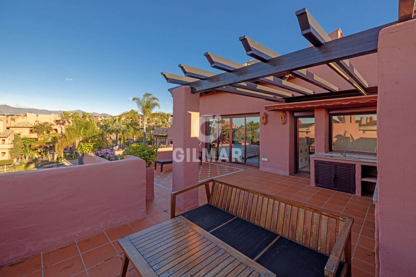 3 soverom Penthouse til salgs i Guadalmansa med svømmebasseng garasje - € 1 750 000 (Ref: 9532329)