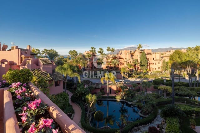 3 soverom Penthouse til salgs i Guadalmansa, Estepona med svømmebasseng garasje - € 1 750 000 (Ref: 9532329)