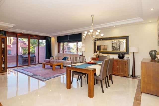 3 soverom Penthouse til salgs i Guadalmansa, Estepona med svømmebasseng garasje - € 1 750 000 (Ref: 9532329)