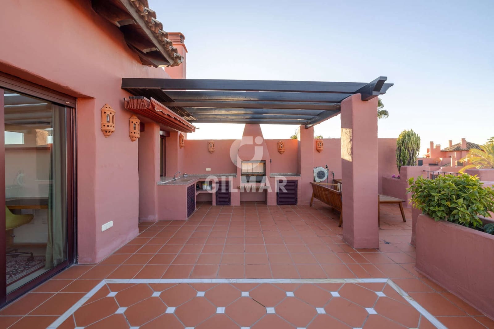 3 soverom Penthouse til salgs i Guadalmansa med svømmebasseng garasje - € 1 750 000 (Ref: 9532329)