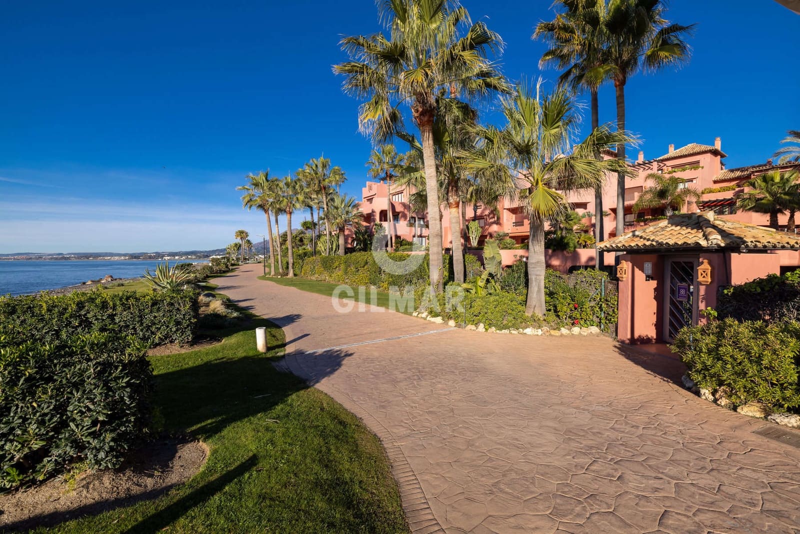 3 soverom Penthouse til salgs i Guadalmansa med svømmebasseng garasje - € 1 750 000 (Ref: 9532329)