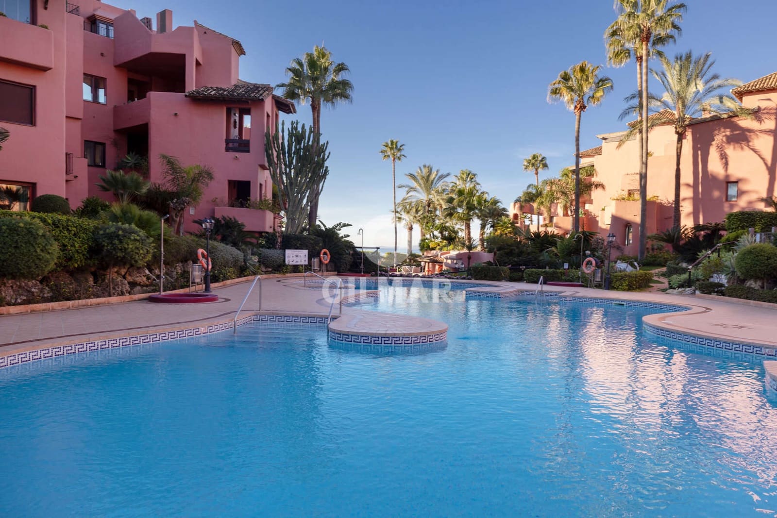 3 soverom Penthouse til salgs i Guadalmansa med svømmebasseng garasje - € 1 750 000 (Ref: 9532329)