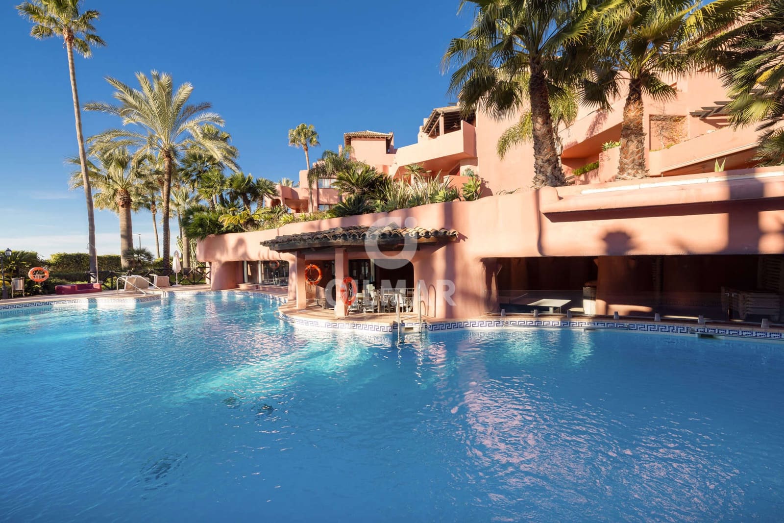 3 soverom Penthouse til salgs i Guadalmansa med svømmebasseng garasje - € 1 750 000 (Ref: 9532329)