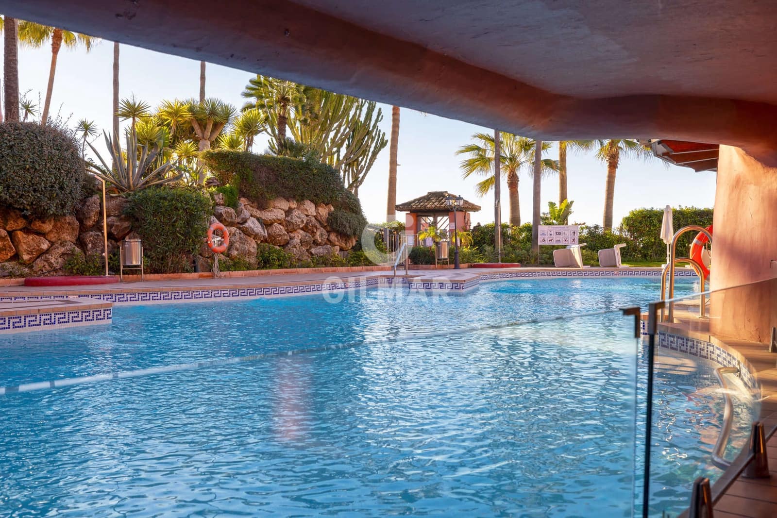 3 soverom Penthouse til salgs i Guadalmansa med svømmebasseng garasje - € 1 750 000 (Ref: 9532329)