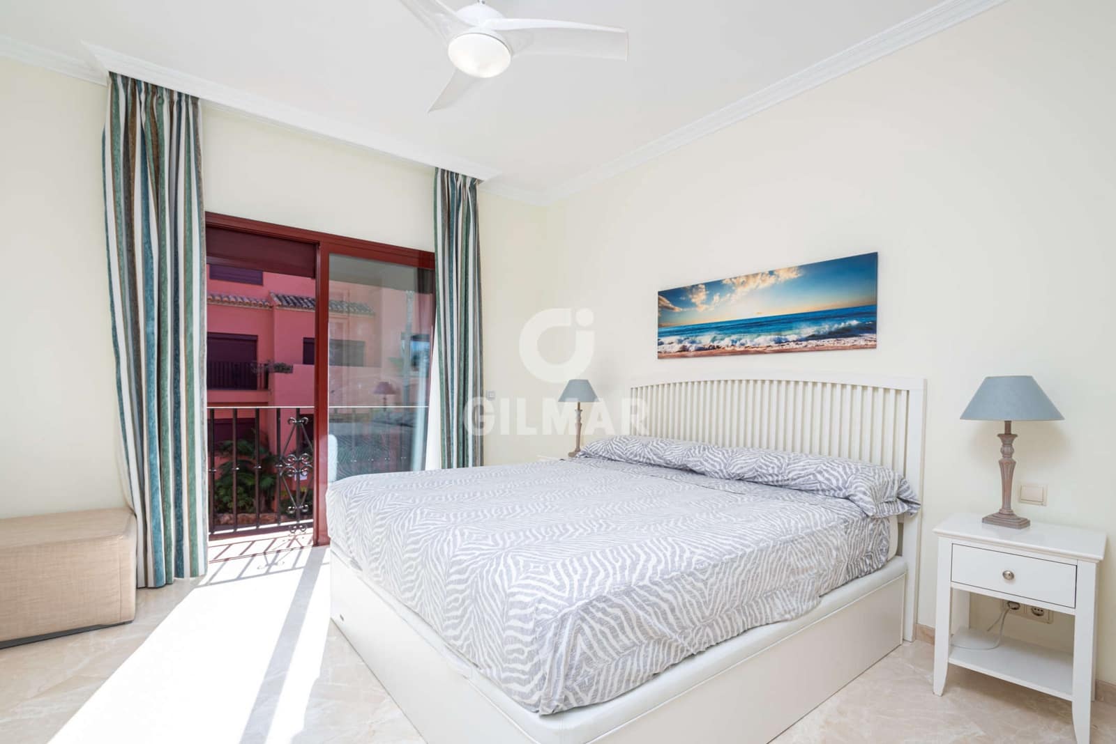 3 bedroom Flat for sale in Elviria with pool garage - € 575,000 (Ref: 9532330)