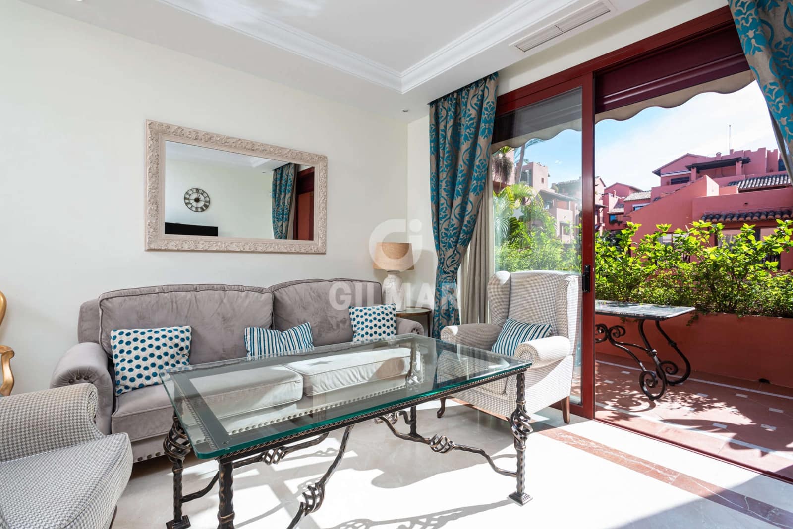 3 bedroom Flat for sale in Elviria with pool garage - € 575,000 (Ref: 9532330)