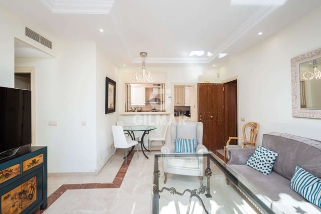 3 bedroom Flat for sale in Elviria, Marbella with pool garage - € 575,000 (Ref: 9532330)