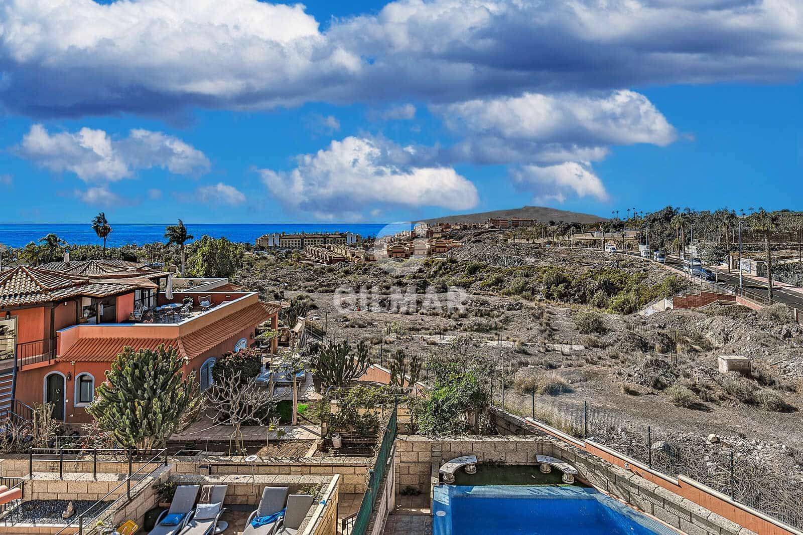 3 sovrum Radhus till salu i Playa del Duque med pool garage - 940 000 € (Ref: 9532512)