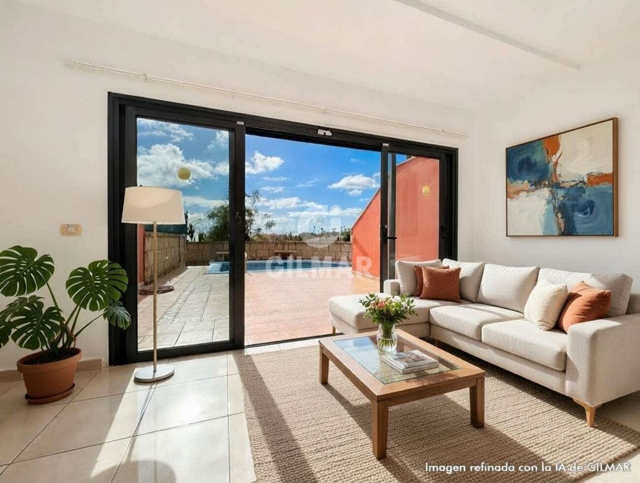 Adosado de 3 habitaciones en Playa del Duque en venta con piscina garaje - 940.000 € (Ref: 9532512)