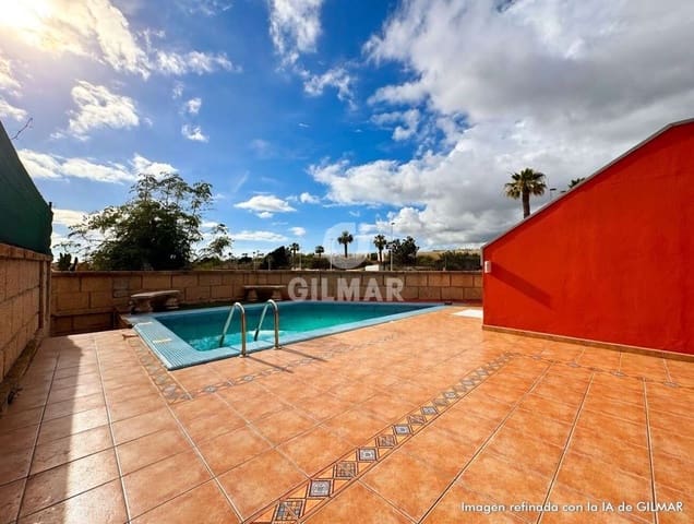 3 bedroom Terraced Villa for sale in Playa del Duque, Adeje with pool garage - € 940,000 (Ref: 9532512)
