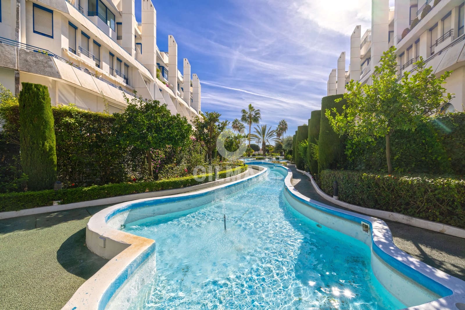 3 soveværelse Penthouse til salg i Golden Mile med swimmingpool garage - € 935.000 (Ref: 9535182)