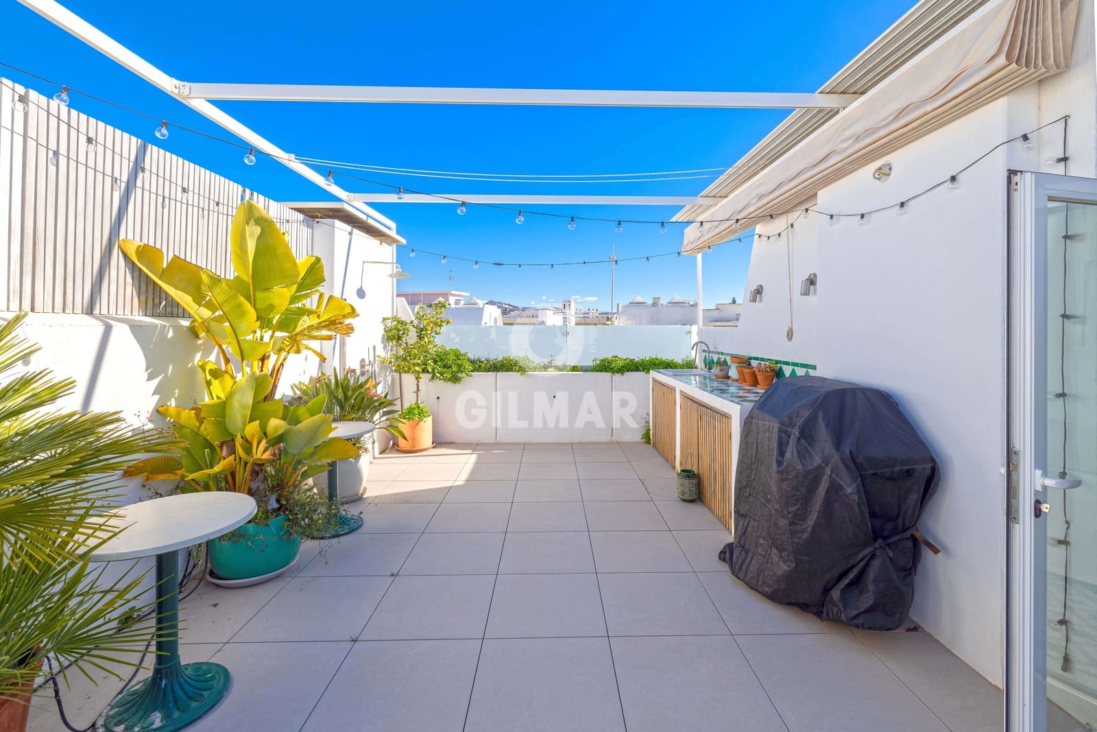 3 soveværelse Penthouse til salg i Golden Mile med swimmingpool garage - € 935.000 (Ref: 9535182)