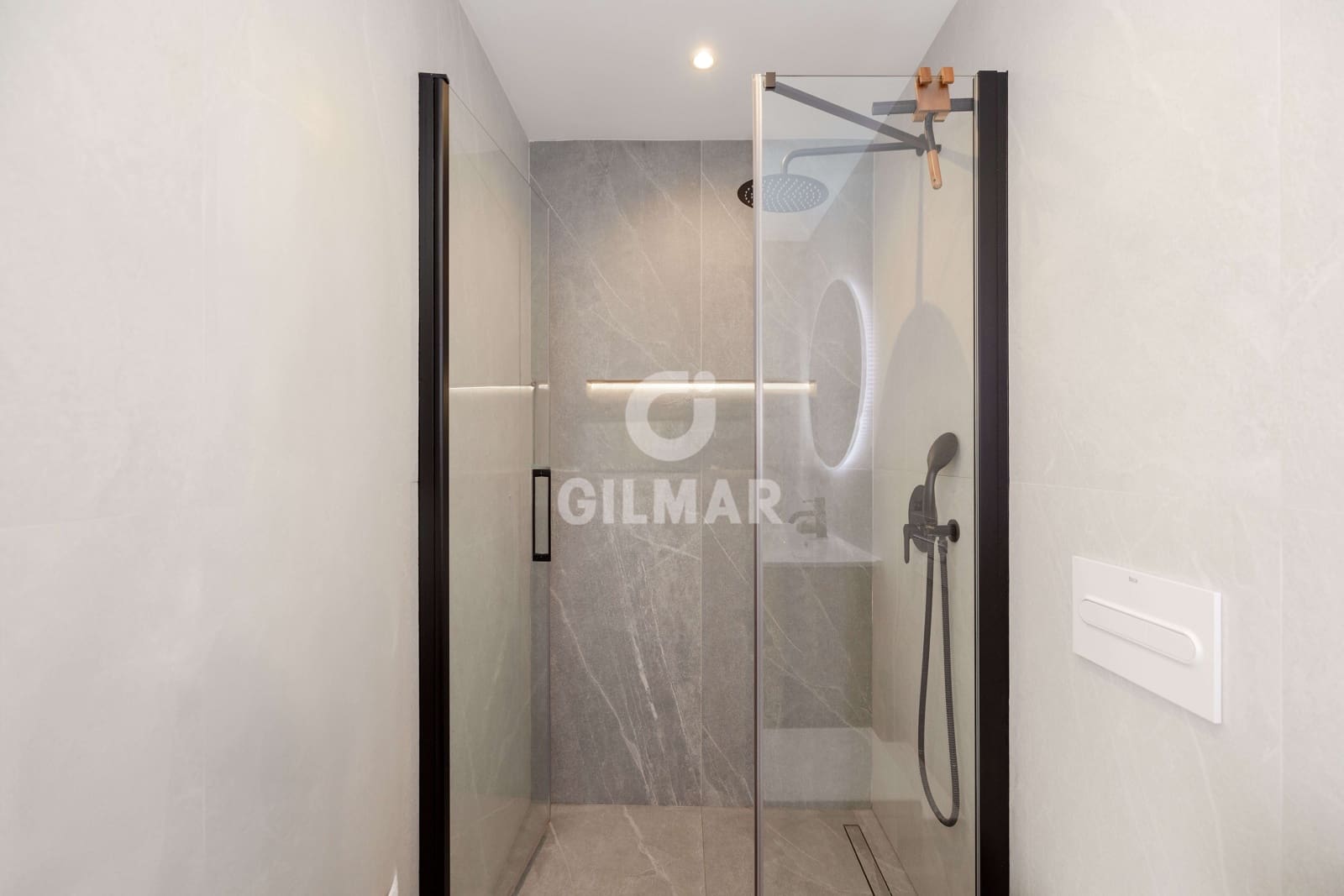 3 soveværelse Penthouse til salg i Golden Mile med swimmingpool garage - € 935.000 (Ref: 9535182)