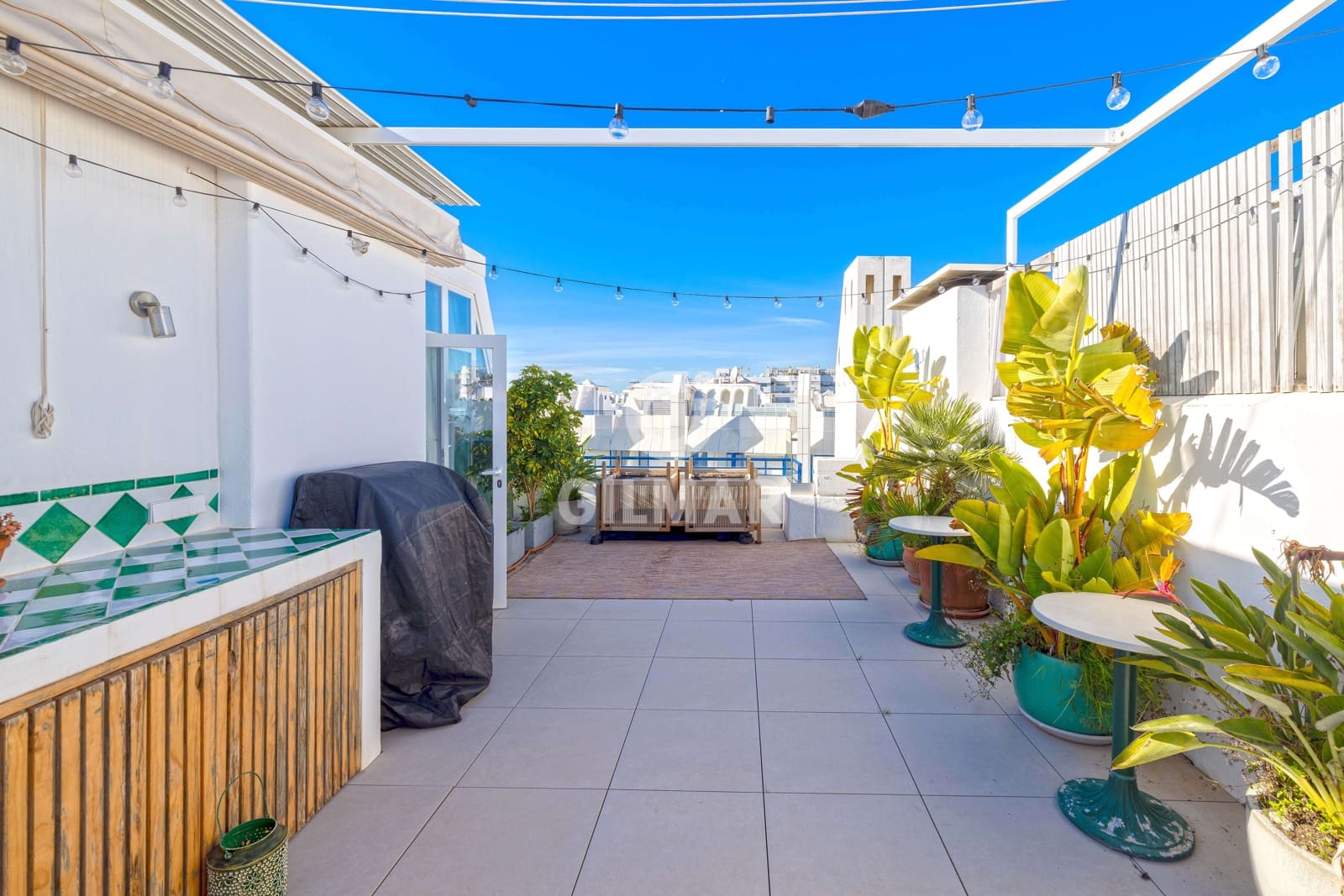 3 soveværelse Penthouse til salg i Golden Mile med swimmingpool garage - € 935.000 (Ref: 9535182)