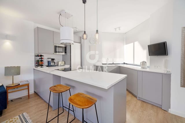 3 soveværelse Penthouse til salg i Golden Mile, Marbella med swimmingpool garage - € 935.000 (Ref: 9535182)