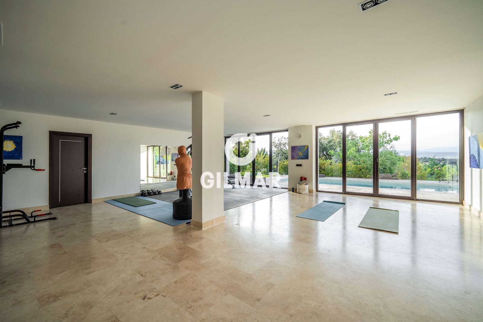 5 bedroom Villa for sale in San Sebastian de los Reyes with pool garage - € 3,250,000 (Ref: 9535278)