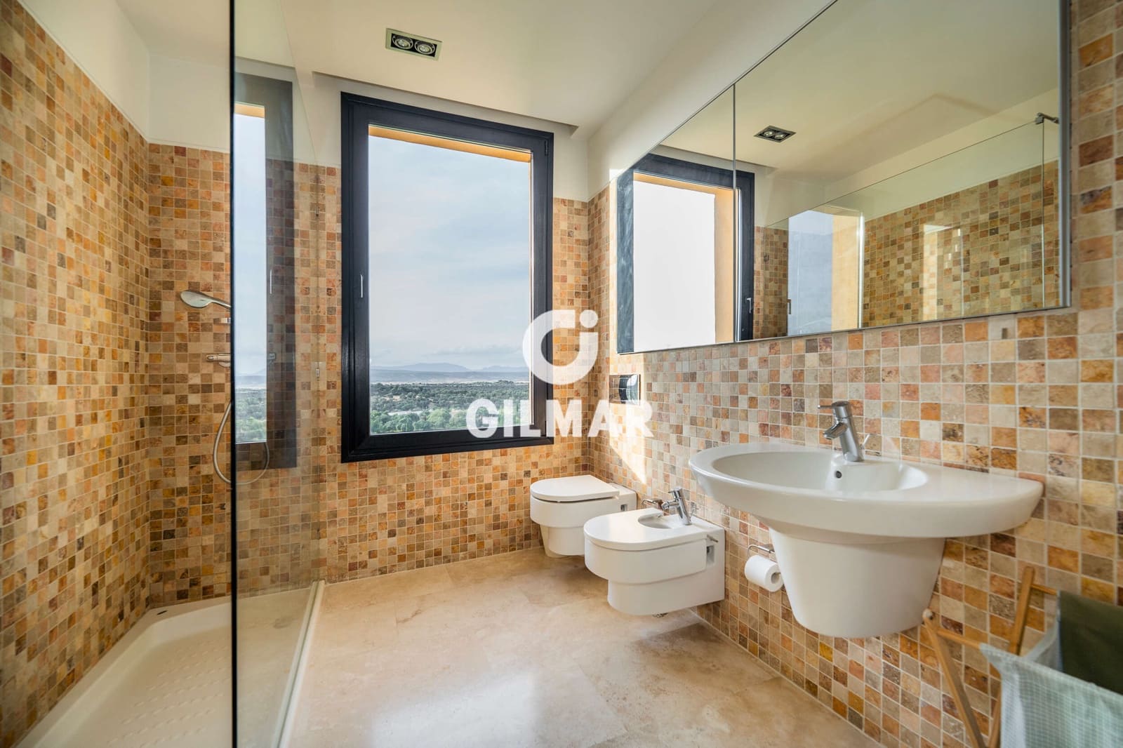 5 bedroom Villa for sale in San Sebastian de los Reyes with pool garage - € 3,250,000 (Ref: 9535278)