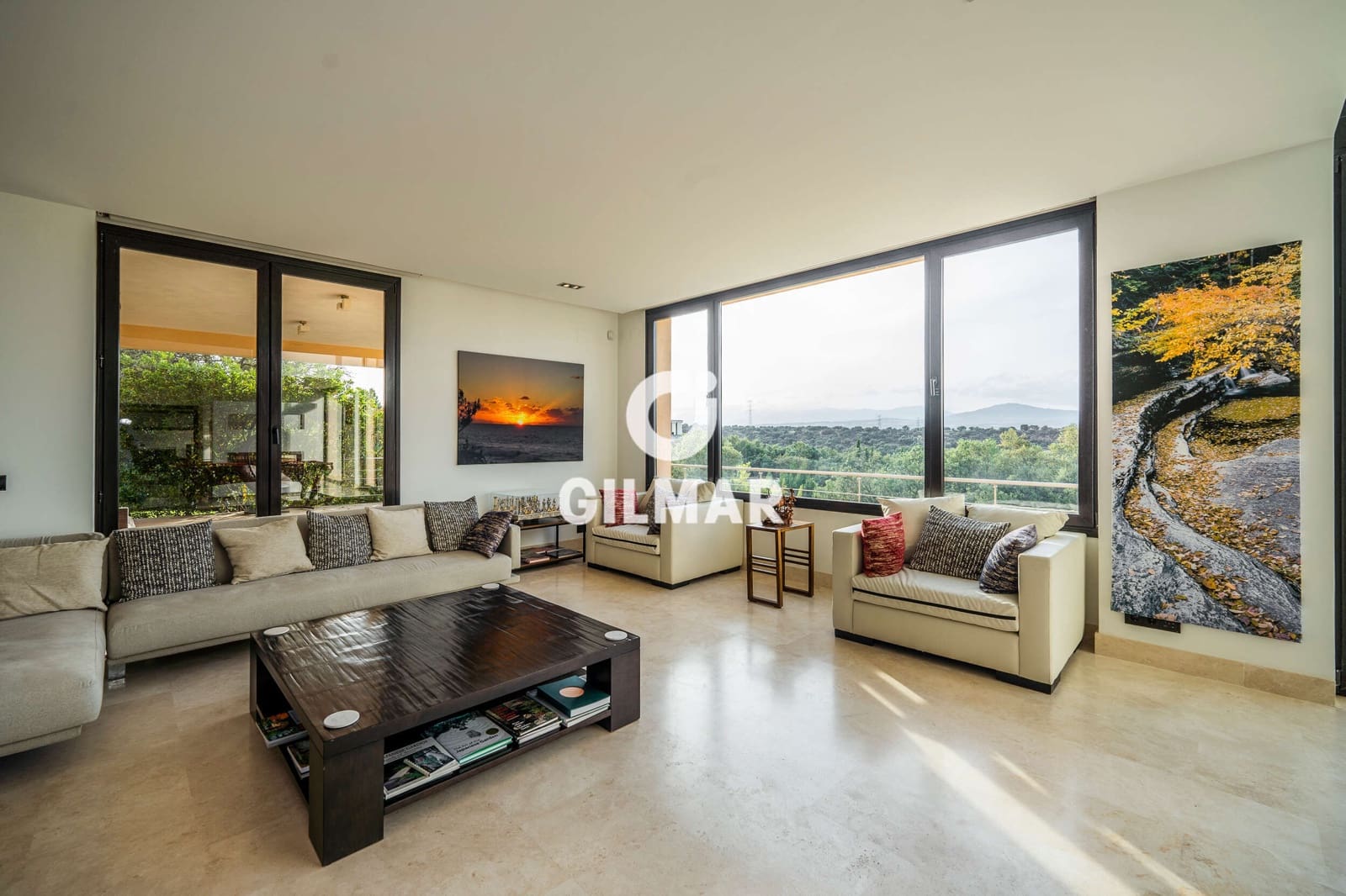 5 bedroom Villa for sale in San Sebastian de los Reyes with pool garage - € 3,250,000 (Ref: 9535278)